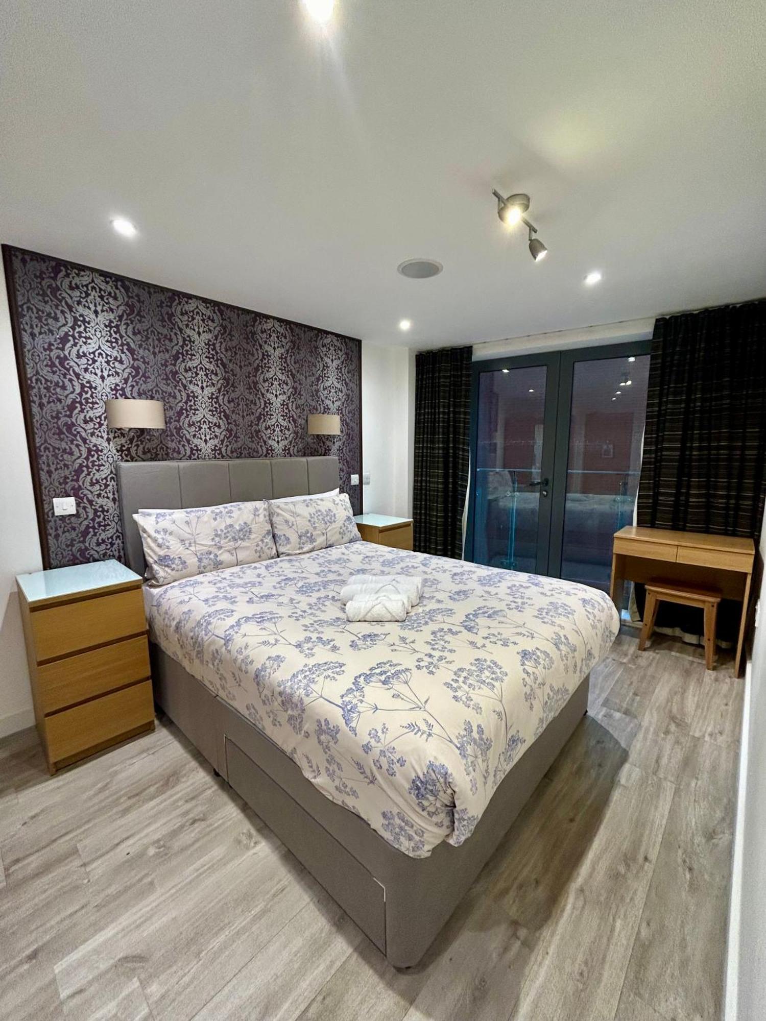 Cosy City Centre Location, Hydro Massage Showe 맨체스터 외부 사진